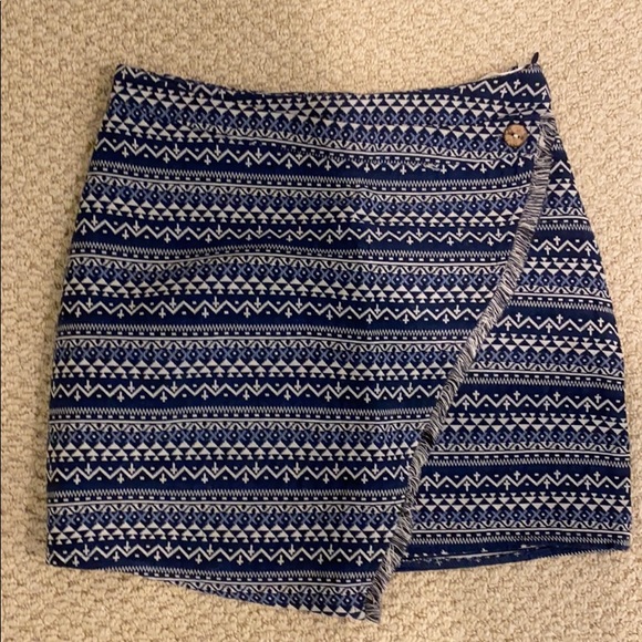 LF print skirt with fringe - Picture 3 of 3